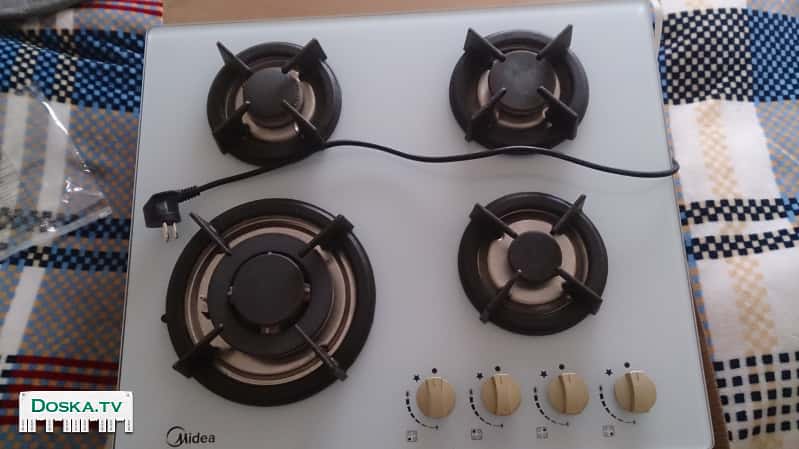 Газовая поверхность, в отличном состоянии.