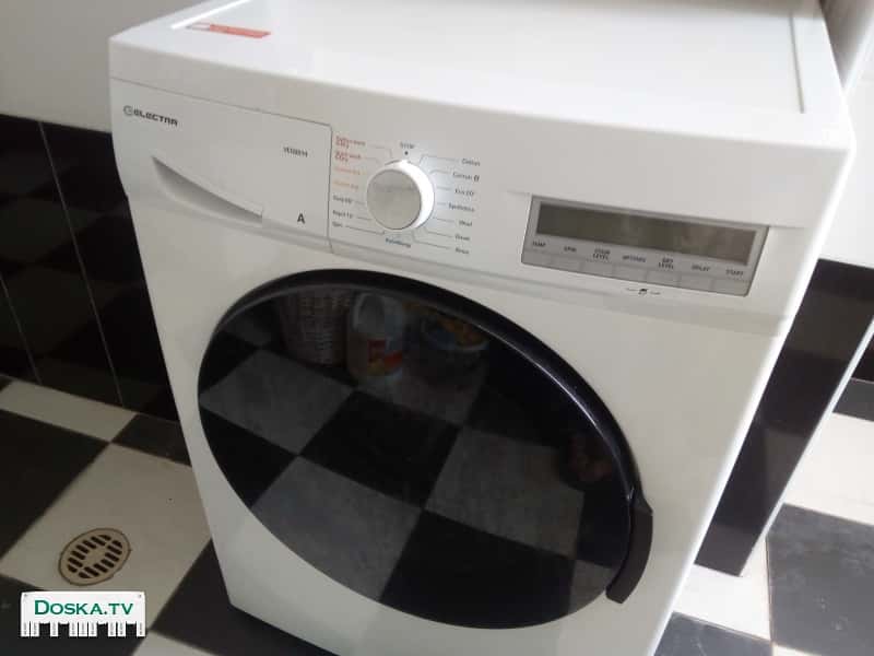 Машина два в одном и стиральная сушильная. Очень хорошая. Продажа