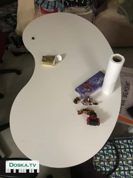 Стол для салона или кухни- 50 шекелей