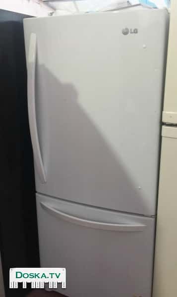 Холодильник LG б/у в отличном состоянии. 500 литров