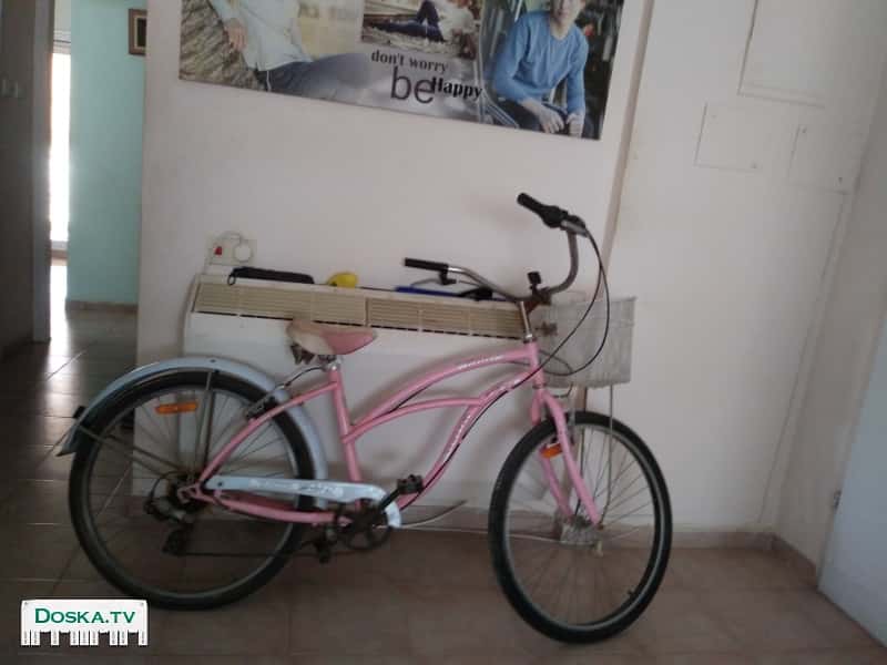 Два велосипеда мужской и женский в хорошем состоянии.