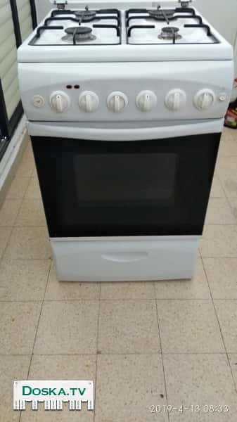 Газовая плита в отличном состоянии.