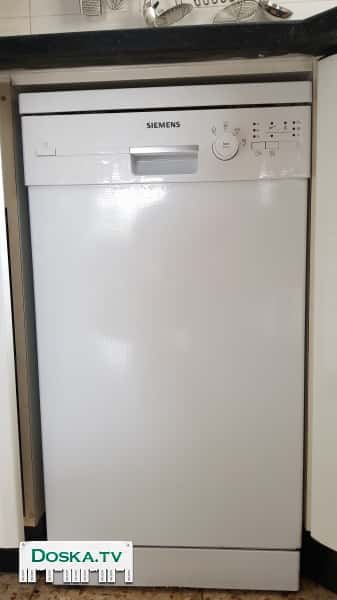 Посудомоечная машина (45 см) в отличном состоянии. Производство Германия Работает