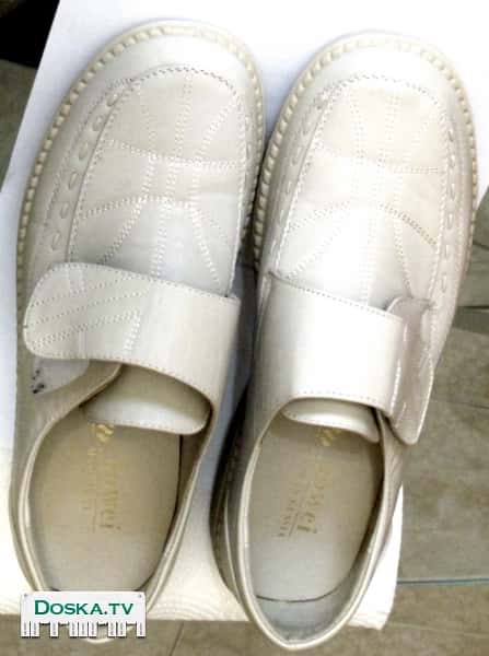 Новые женские туфли производство фирмы AOWEI.,made in Russia .40 размер.