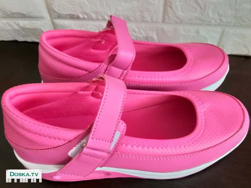 Продаю летние босоножки ,очень удобные, ортопедические. Размер 40