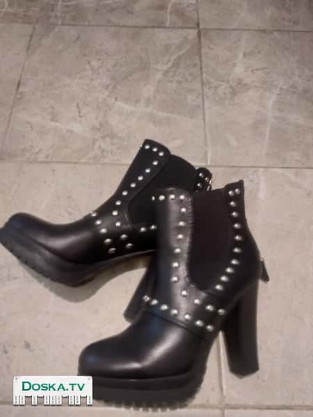 Стильные Ботиночки✨ Пару раз только померила Размер 37 (У меня