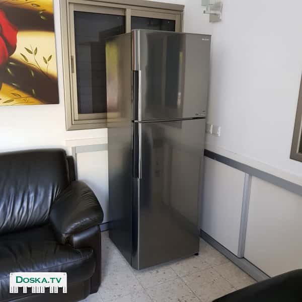 Ищите хороший холодильник? Продаю холодильник SHARP в идеальном состоянии!. При