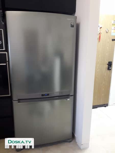Срочно холодильник, марки Самсунг, в отличном рабочем состоянии,