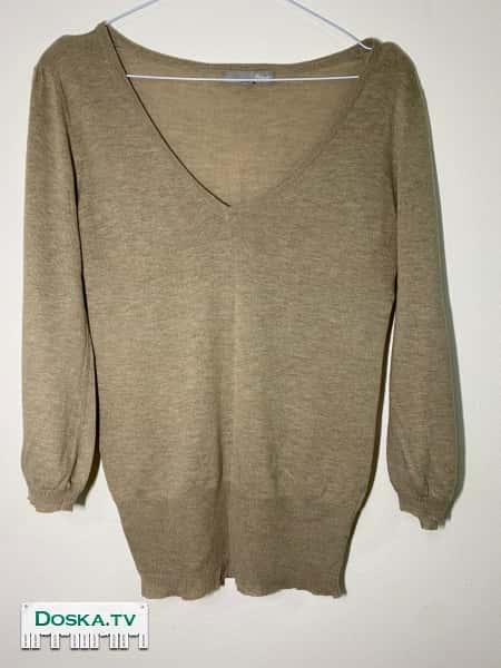 Обычная хлопковая кофта фирмы Etam, размер М.