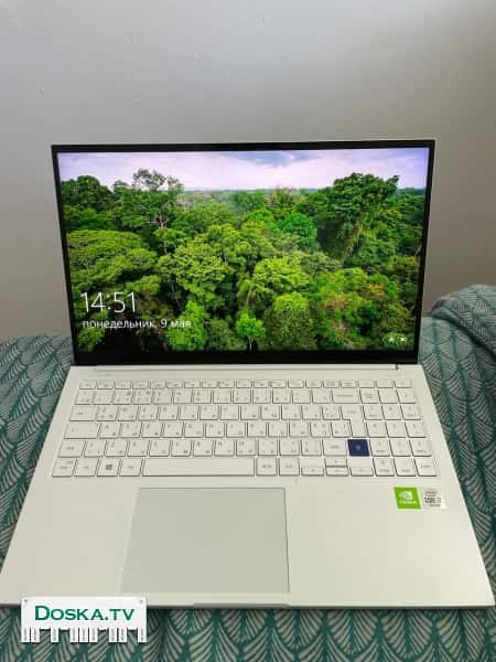 Самый мощный ноутбук в этой линейке и вообще из ныне