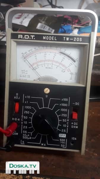 Винтажный авометр. Абсолютно исправный. Можно работать.