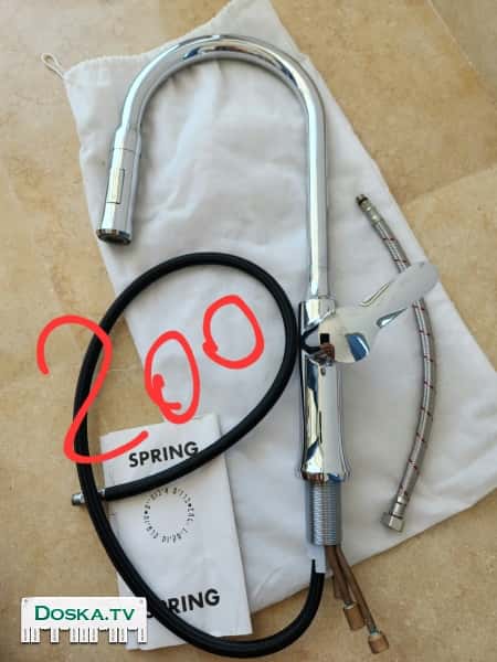 Новый кран Spring в упаковке на кухню, 46x23см. Удобная подвижная