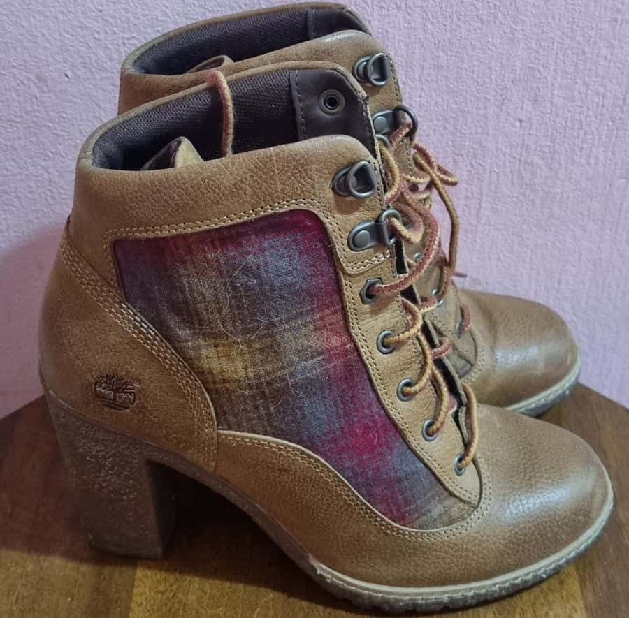 Женские сапоги