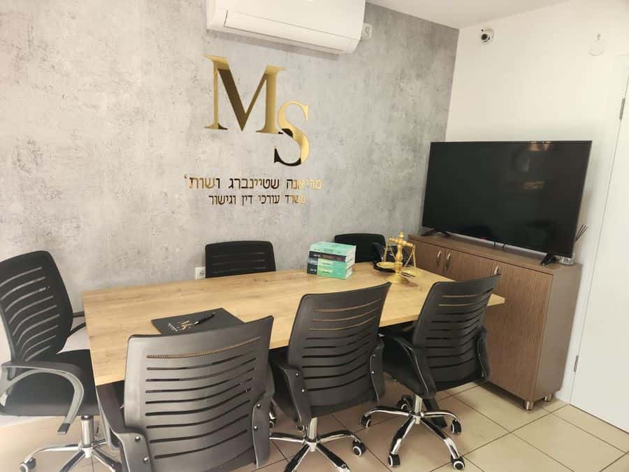 в Акко, в районе Керен Б сдаётся в аренду офис .50 м2 .