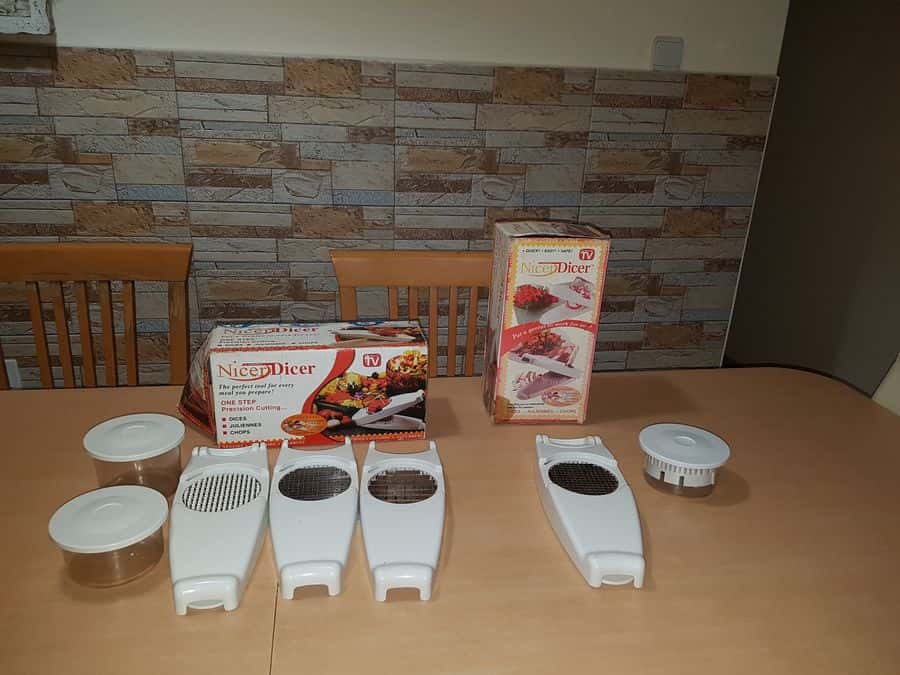 ручная овощерезка Nicer Dicer.