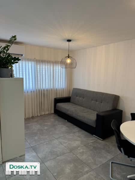 Без посредников! 3-комнатная квартира, 68 кв.м! Отремонтированная, с кондиционерами