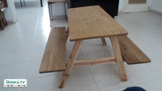 детский столик с встроенными сидениями вместимостью до 4 детей. Материал