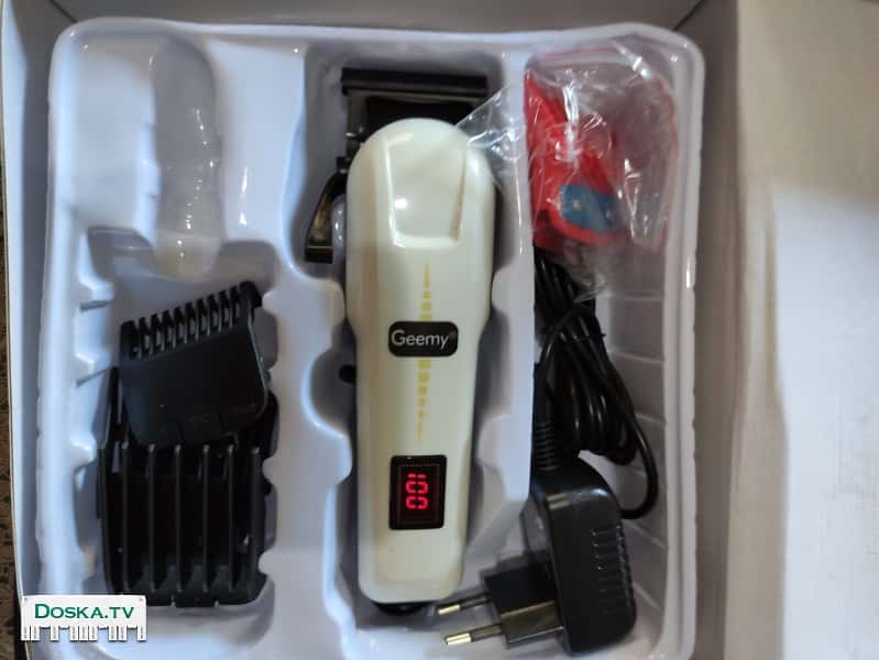 Продаю новую электрическую машинку для стрижки волос, бороды, усов, бакенбардов,