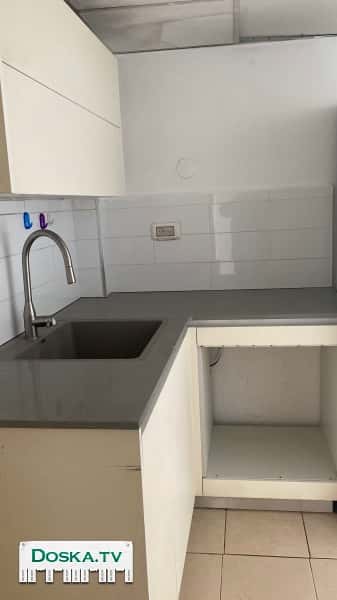 Срочно (без маклера) сдается квартира в Тверии . Престижное место