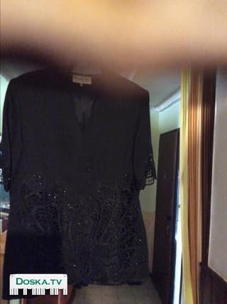 Продаю костюм - кардиган с юбкой черного цвета