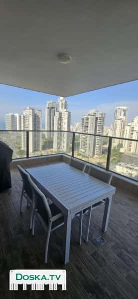 Бат Ям возле Ришон ле Циона Парк ха-Ям Продажа