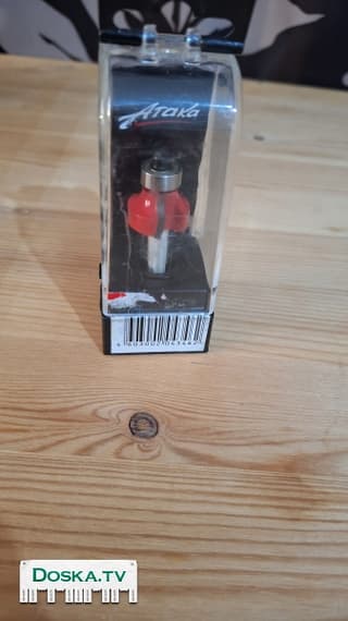 фреза кромочная с подшипником. Состояние новое.