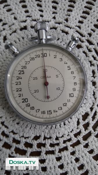 Хронометр с тремя стрелками спортивный Можно в субботу