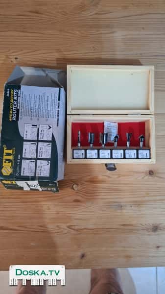 набор фрез. Диаметр хвостовика 6 мм. Состояние новое.