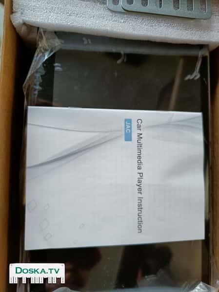 новая в упаковке мультимедия 10,1 инч для установки вместо радио.