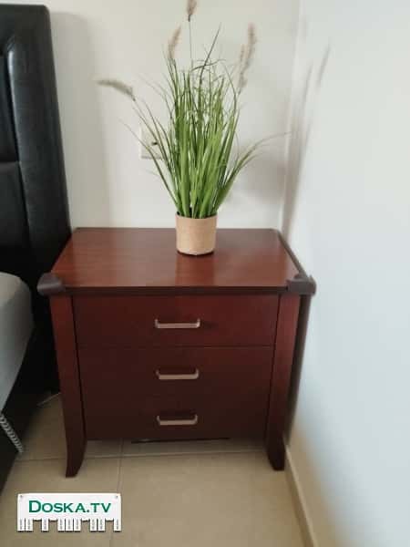 Продаю две прикроватные тумбочки Дакс-Dax для спальни из дерева ширина
