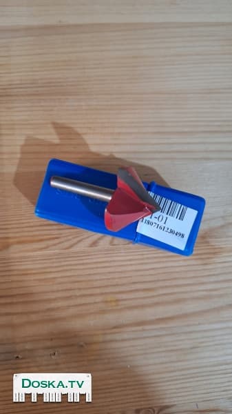 фреза кромочная 6х32. Хвостовик диаметр 6 мм. Состояние новое.