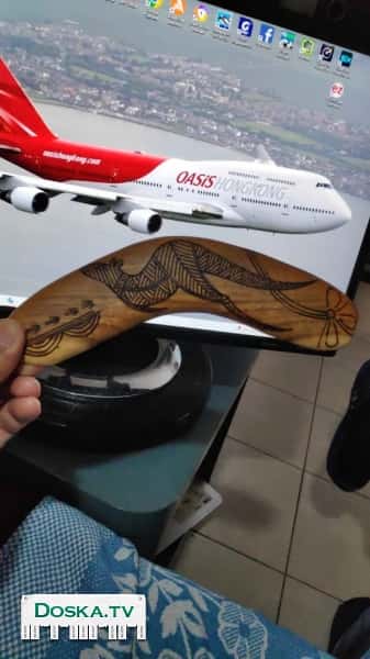 бумеранг из австралии-120 шек.