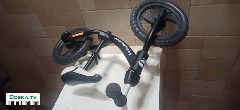 Детский самокат,почти не был в использовании