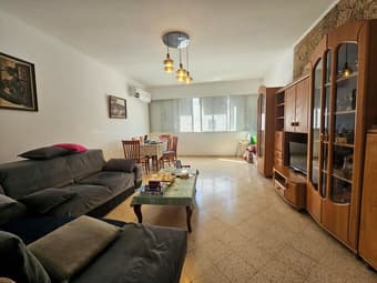 Продаётся 4-комнатная квартира в Хайфе на ул. Эвен-Гвироль!