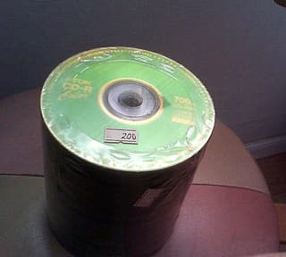 Диски CD-R TDK 700 mb 100 шт , упаковка не открывалась