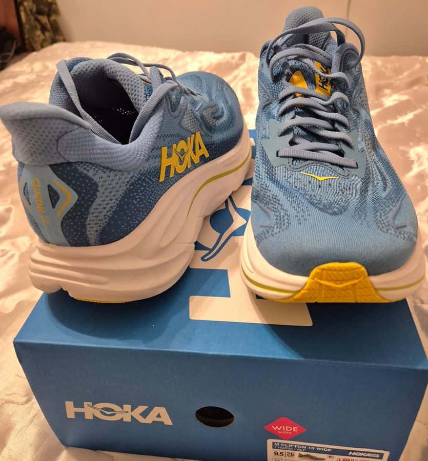 Продаются новые кроссовки фирмы Hoka clifton 10
