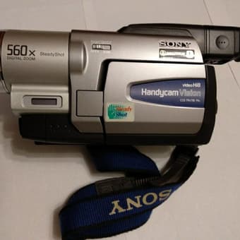 Продам видеокамеру CCCD trv78e pal