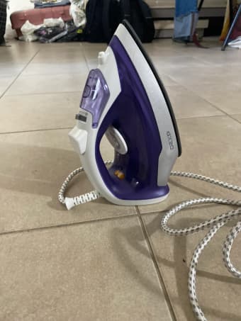 Утюг среднего размера dexp