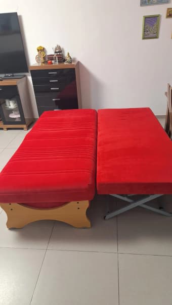 кровать в отличном состоянии.