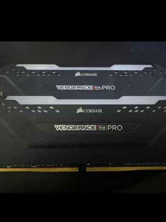 Corsair Vengeance RGB Pro DDR4 32 ГБ 3466 МГц