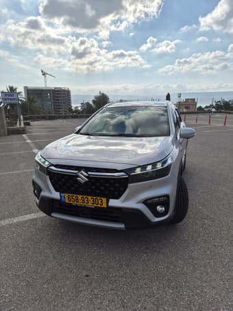 Suzuki SX4 S-Cross 2024 1 рука 30300км