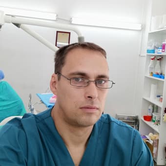Стоматолог Роман Банкеев - консультация в Хайфе