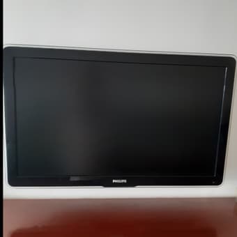 Телевизор Philips 42 дюйма LCD